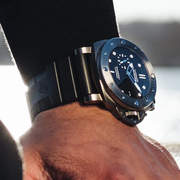 PANERAI Unisex SUBMERSIBLE Collection Watch-3