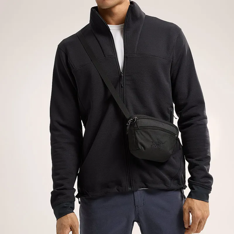 Arcteryx 2.5L Outdoor Bags Recycled Polyester Black Unisex-4