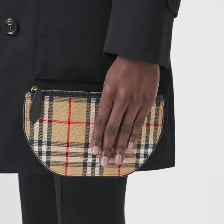Burberry Olympia Coin Purses-6