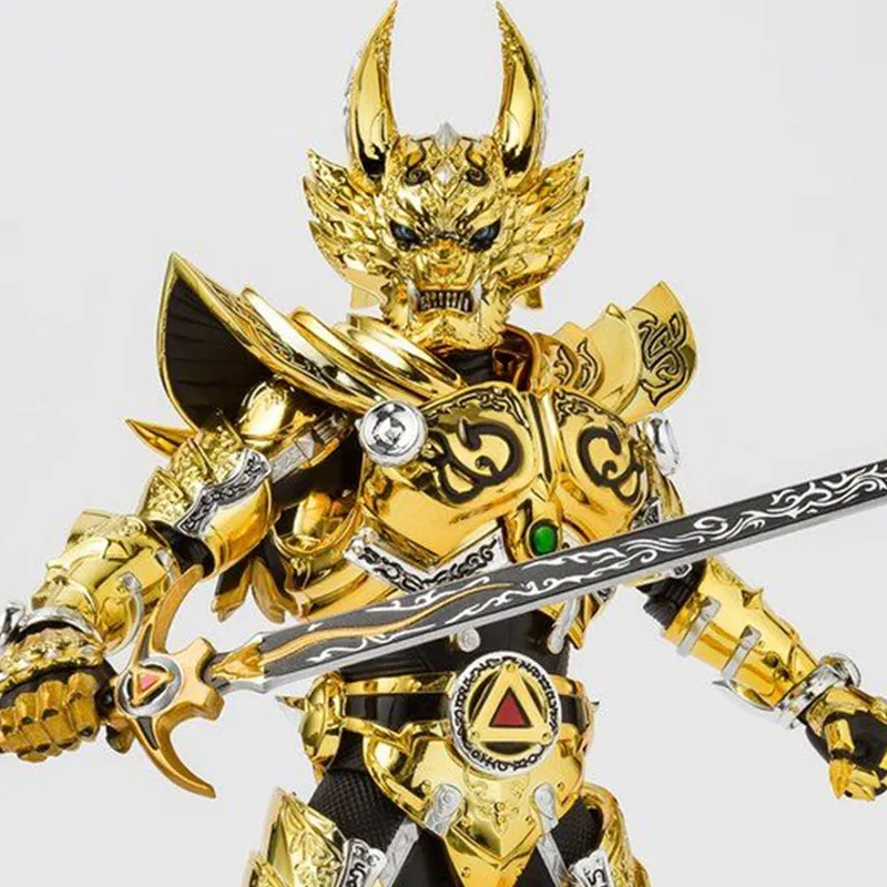 BANDAI Shf S.H. Figuarts True Sculpture OOO Garo Gold Knight Garo Akashi Rai With Cape Scale Figures 16.2cm-1