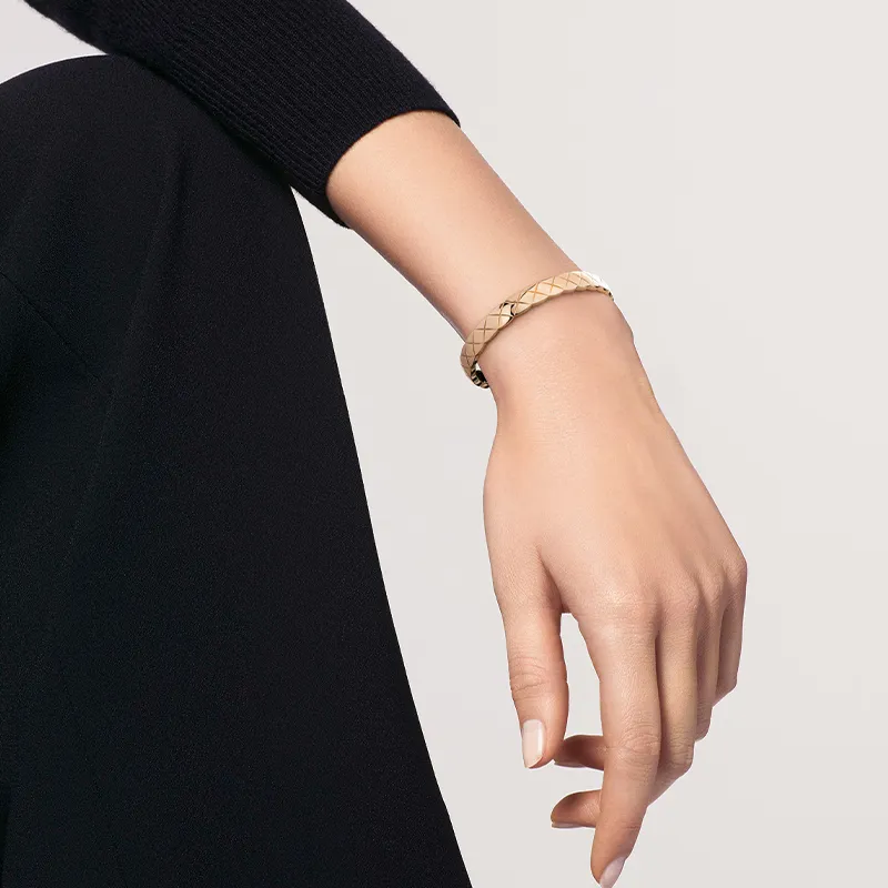 CHANEL 18K Gold Bangles Women's-2