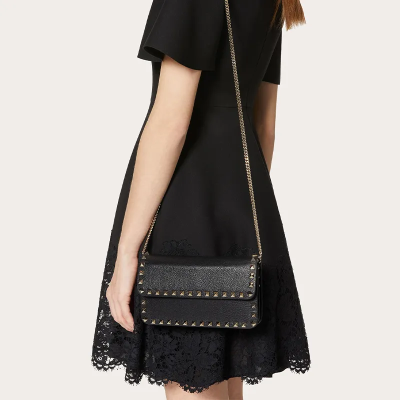 Valentino Rockstud Grained Calfskin Messenger Bag Shoulder Bag Crossbody Bag Clutches Small Size Women's Black-5