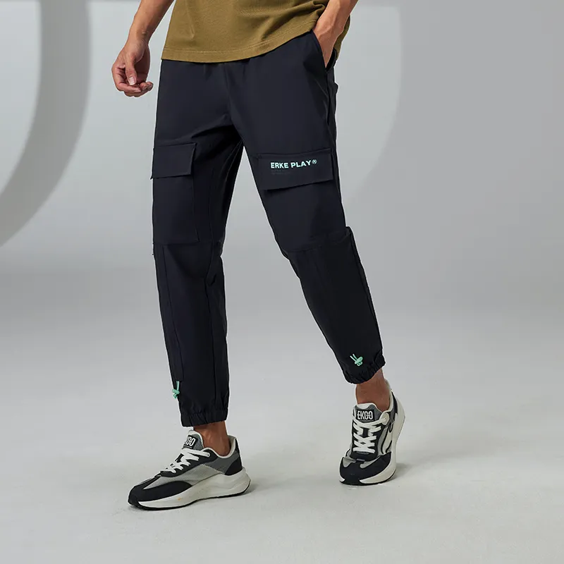 Erke Cargo Pants Men Jet Black-2