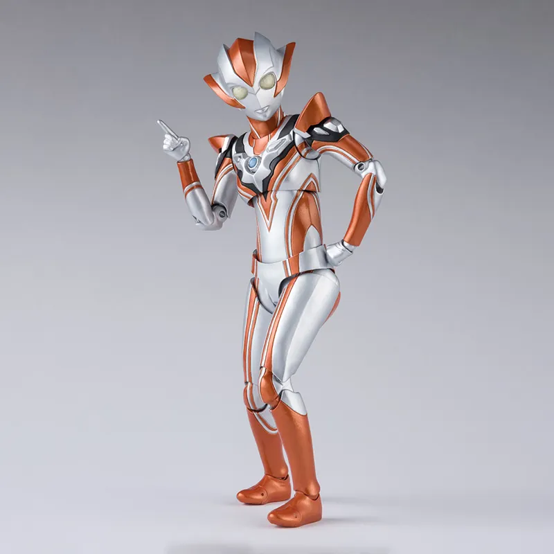 BANDAI Ultraman Characters S.H.Figuarts Gaioru Ultraman Action Figures 14.5cm-2