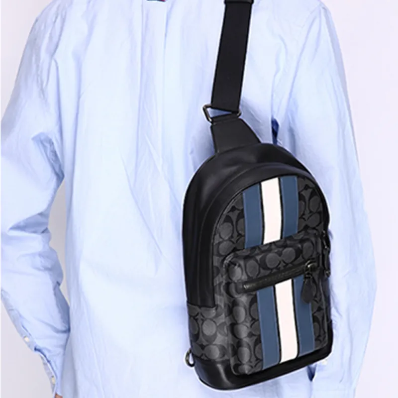 Coach ARGE POUCH IN SIGNATURE CANVAS WITH VARSITY STRIPE-8