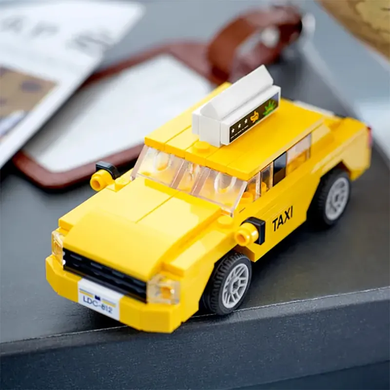 LEGO Yellow Taxi Building Blocks 40468-3