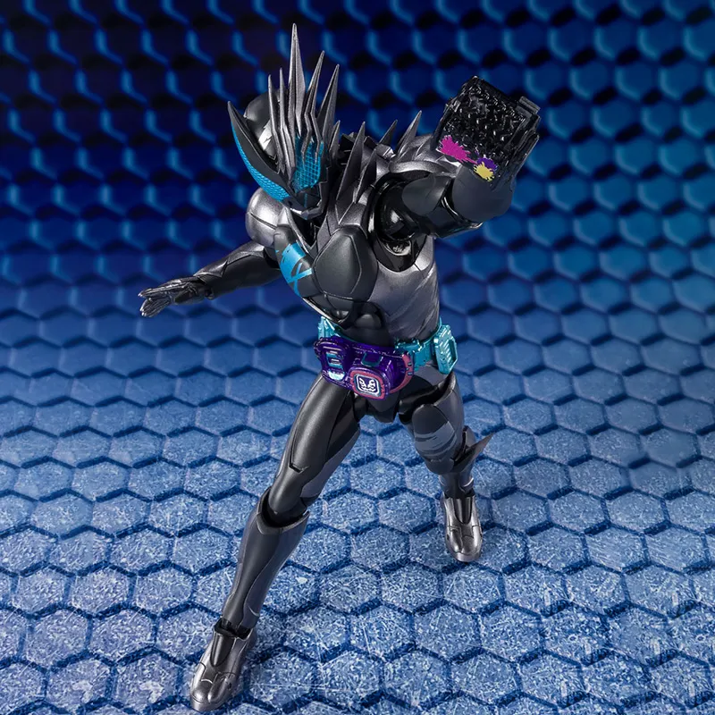BANDAI Kamen Rider Revice S.H.Figuarts Kamen Rider Revice Action Figures 15cm-4