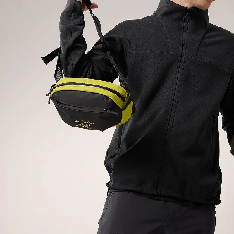 Arcteryx ARRO Nylon One Shoulder Crossbody Fanny Pack Regular Unisex Black Yellow-3