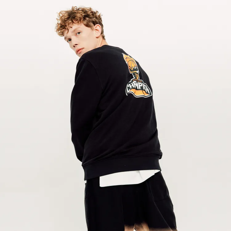 Champion Crew Neck Loose Fit Regular Sweatshirt Unisex-3