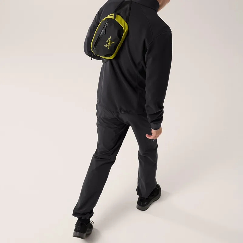 Arcteryx ARRO Nylon One Shoulder Crossbody Fanny Pack Regular Unisex Black Yellow-4