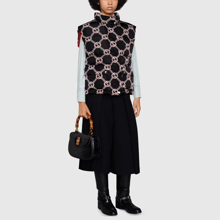 GUCCI Interlocking G Down Vest Black-2