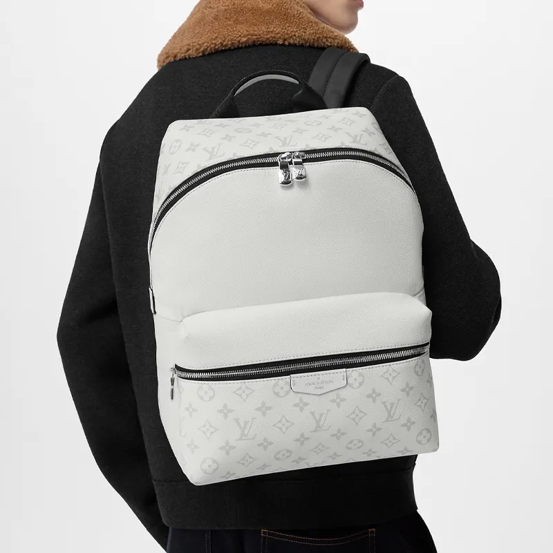 LOUIS VUITTON Discovery Backpack Optic White-7
