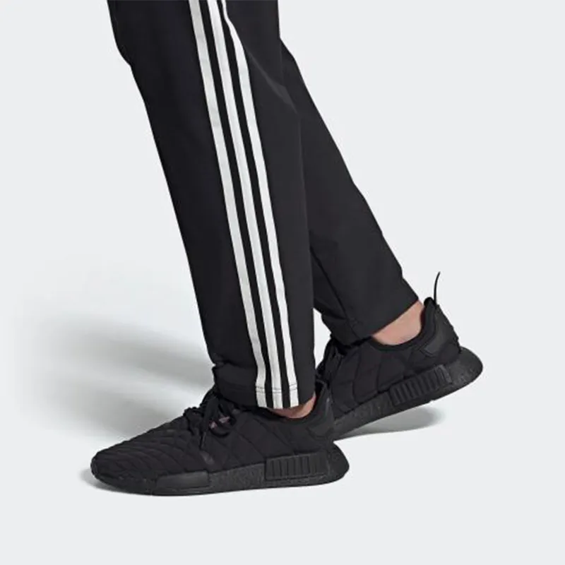 Adidas Originals NMD_R1 'Quilted Black'-6