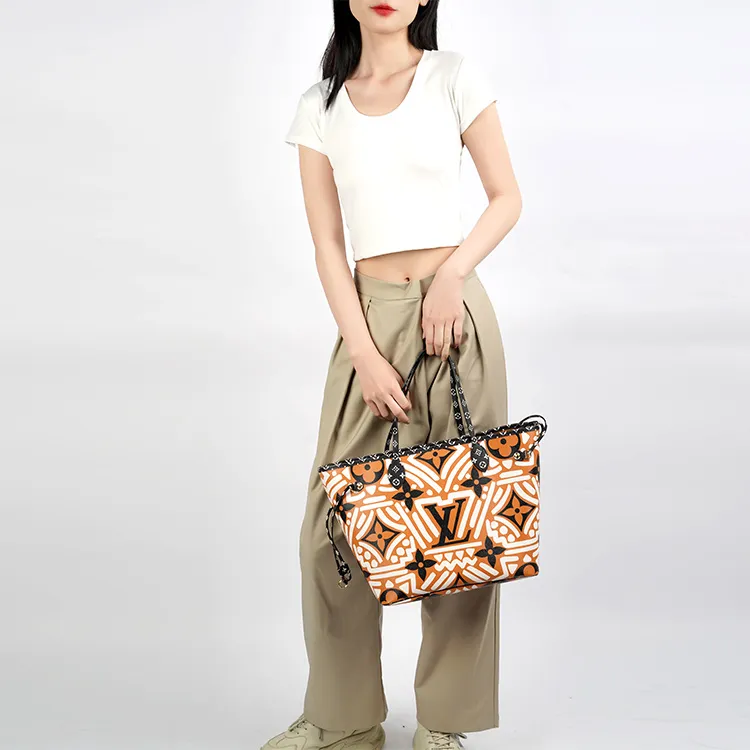 LOUIS VUITTON Crafty Neverfull Mm Caramel/Cream-5