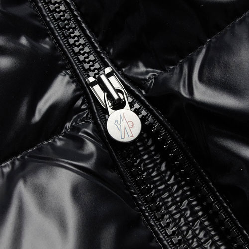 MONCLER｜DOWN JACKETS (1C00026 595FE 999) Moncler Ladies Black Celepine Quilted Short Down Jacket