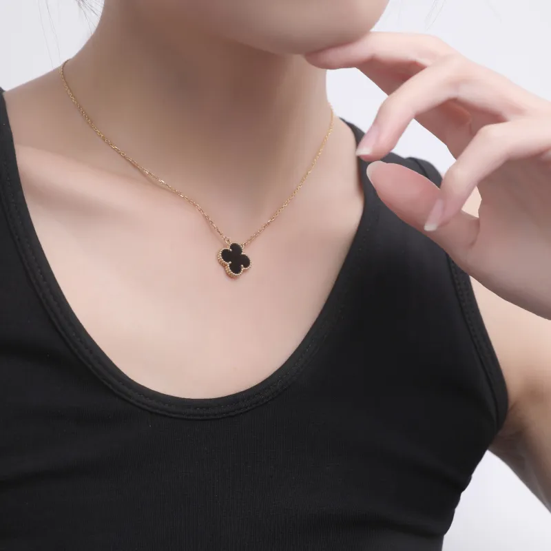 Van Cleef & Arpels 2010s 18K Yellow Gold Alhambra Diamond Necklace-3