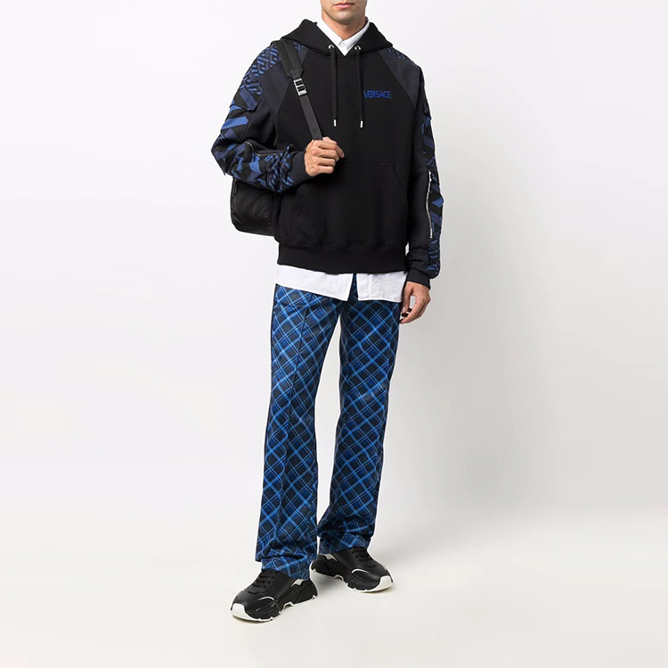 VERSACE Sweatshirts Men Black - POIZON