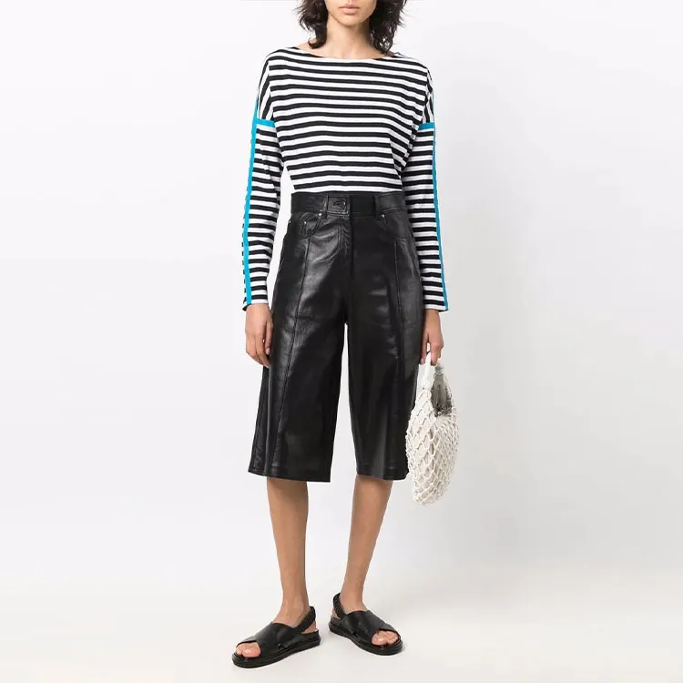 THEORY T-Shirts Women's Black/White-1