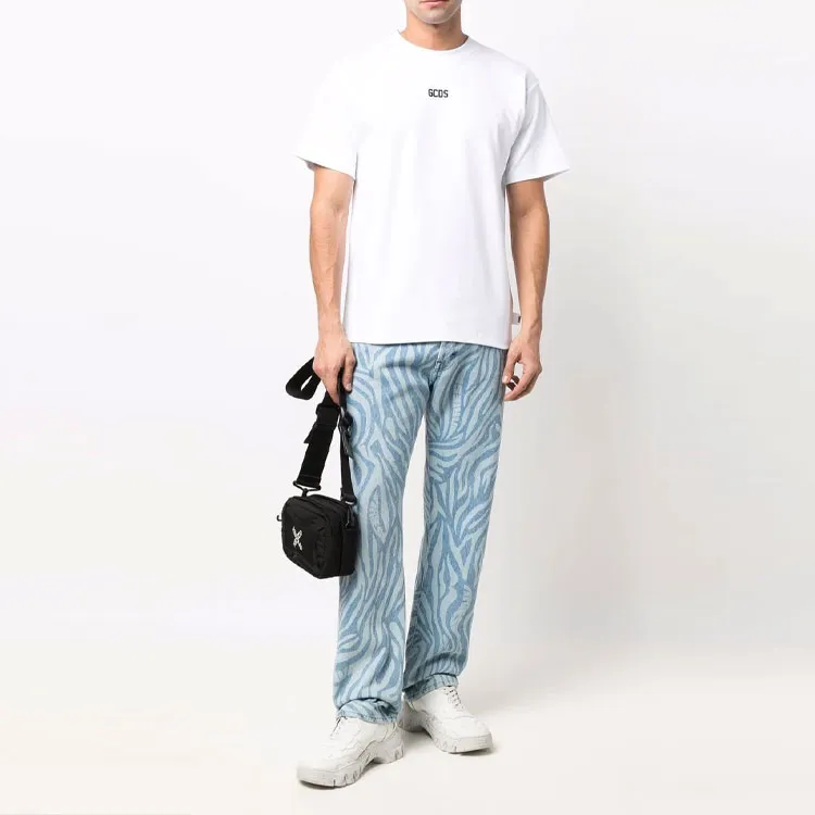 GCDS Logo Detailed Crewneck T Shirt-1