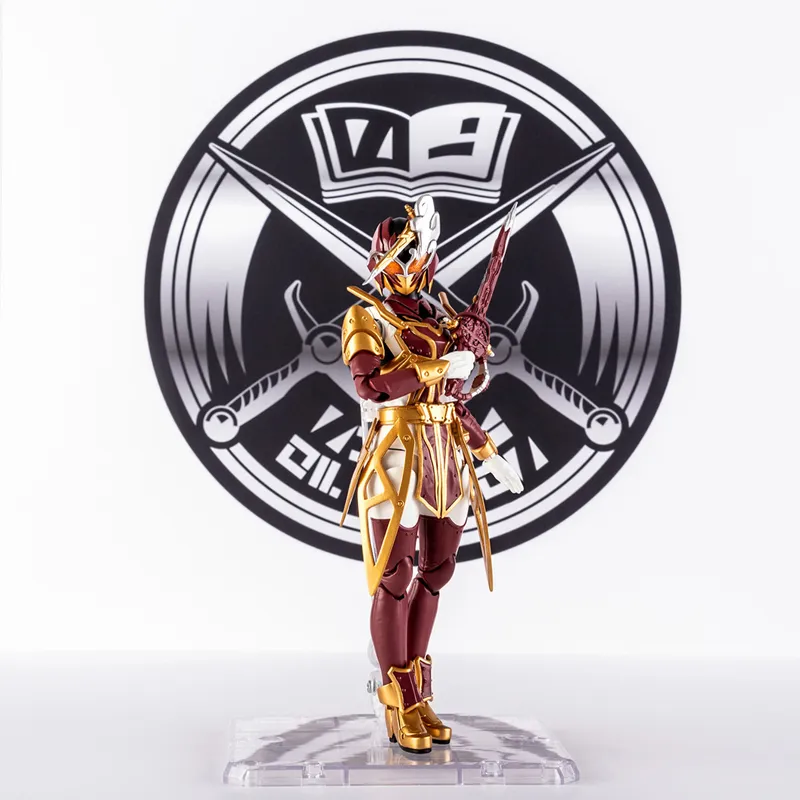 BANDAI Kamen Rider Saber Holy Blade Bandai SHF Kamen Rider Saber Sabela Sabre Action Figures 14cm-2
