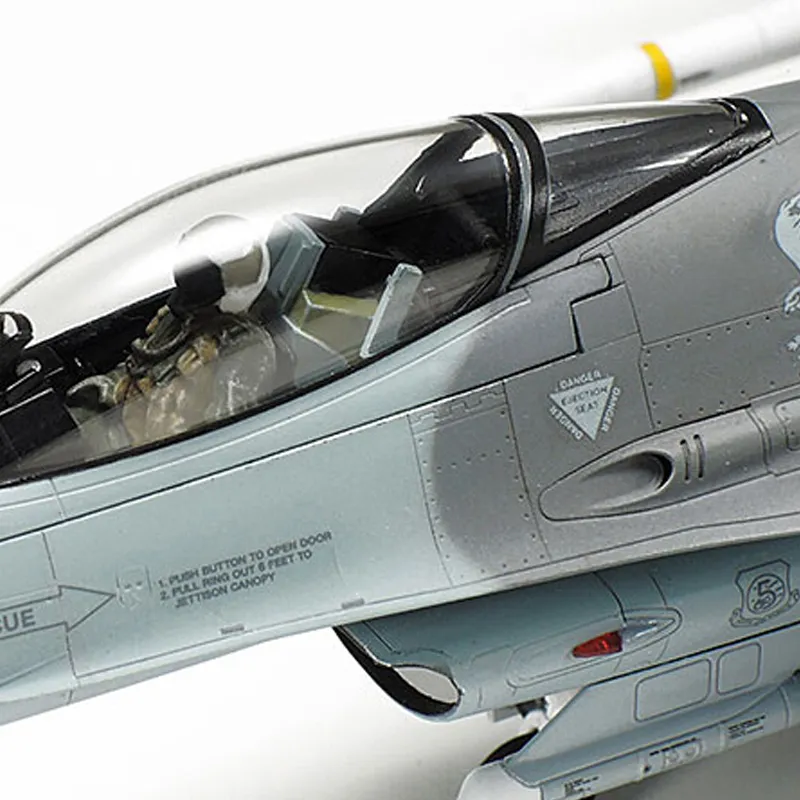Tamiya 1 72 Lockheed Martin F 16CJ Fighting Falcon Fighter Full Assembly Model Kits 21.3cm-4