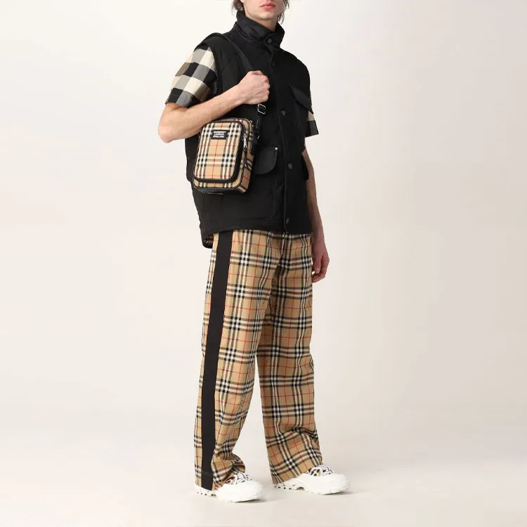 Burberry FW21 Diamond-Quilted Vintage Check Lined Gilet-2