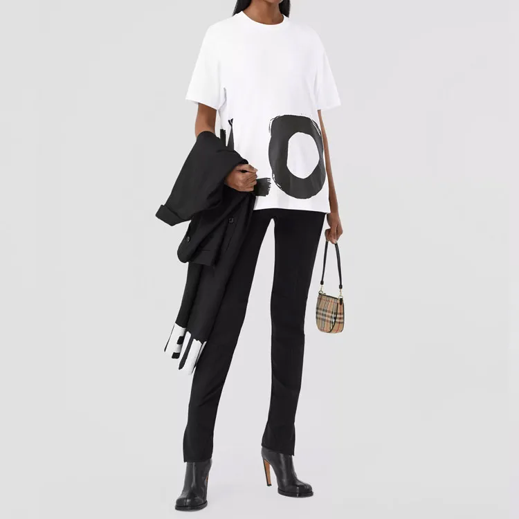 Burberry Love Printed Oversized T Shirt-3