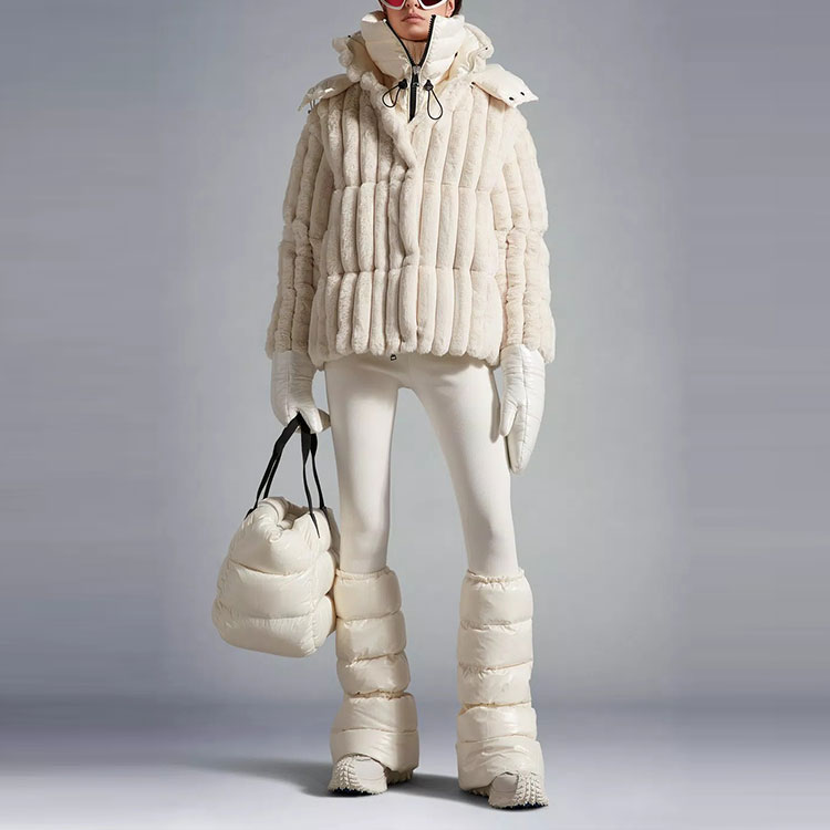 ジャケット MONCLER Woman Jacket White K10981A00019597X6 04A Elegant Cinched Down Jacket - Moncler | WE IN STYLE