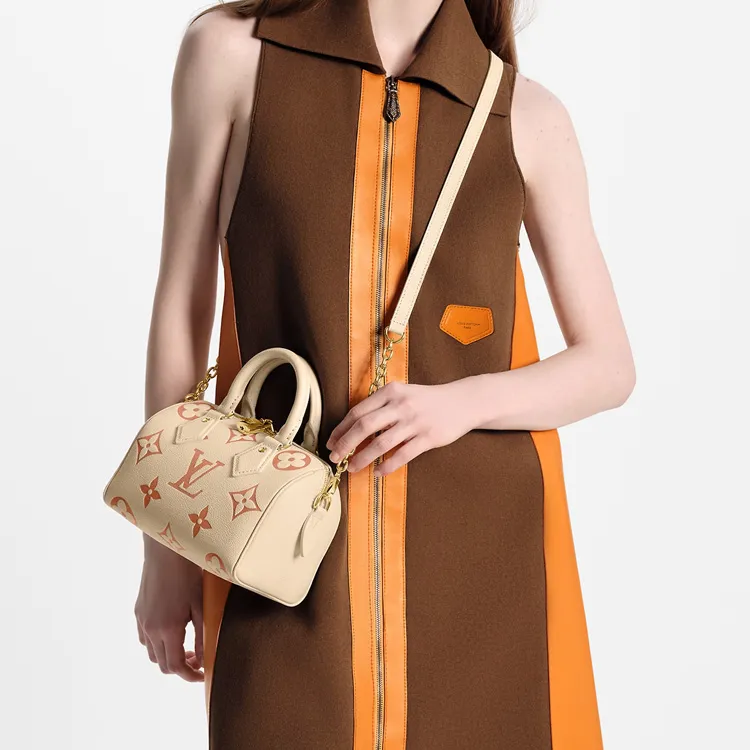 LOUIS VUITTON Speedy Bandoulière 20 Crossbody Bag-8