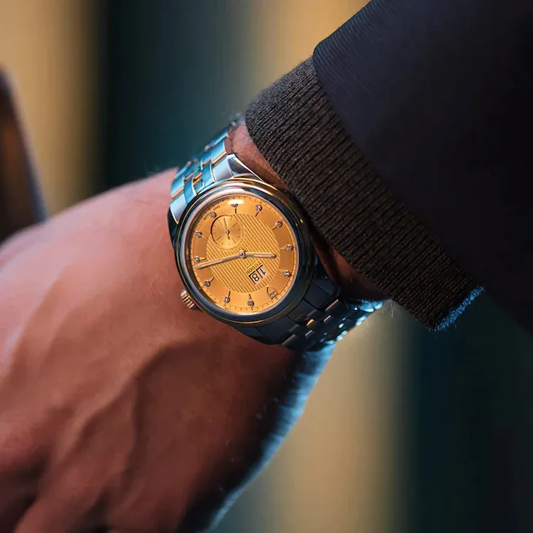 TUDOR Men Jun Jue Series Watch-3