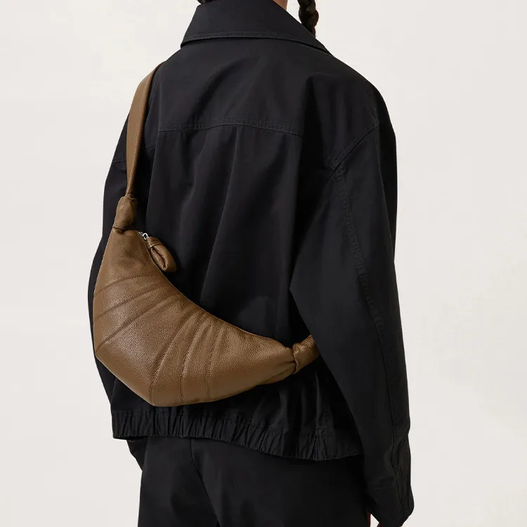 Lemaire Croissant Series Cow Leather Croissant Bag, Shoulder Bag, Crossbody Bag Trumpets Unisex Brown-5