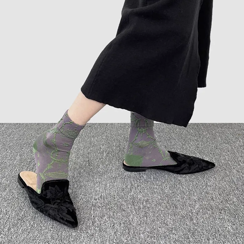 ALMOND ROCKS Women's Socks-1