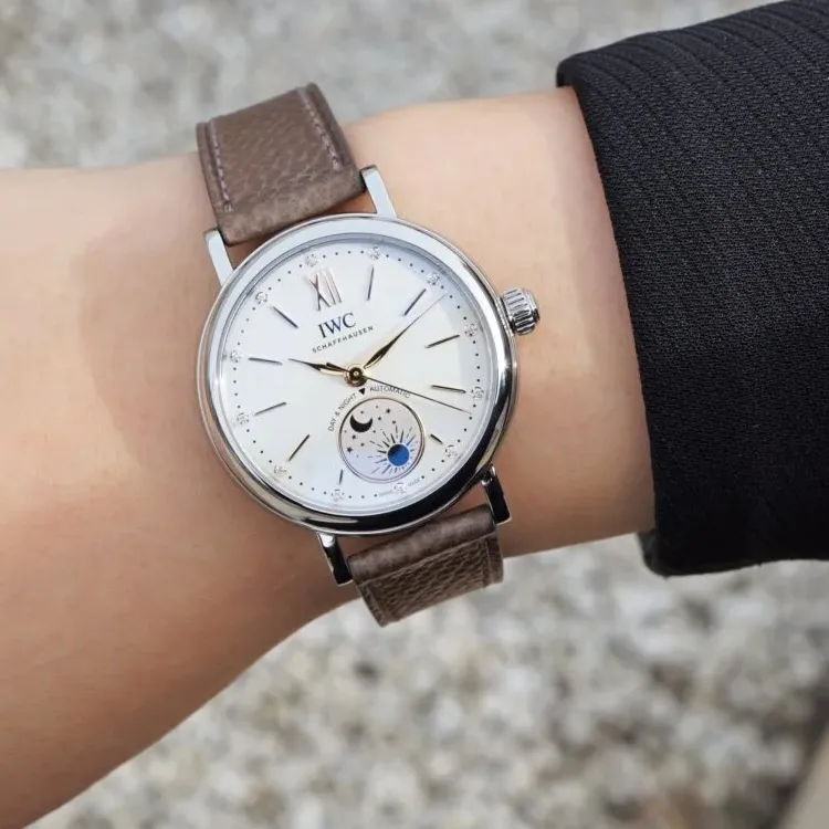 IWC Portofino Automatic Mechanical Movement Women's Watch 34mm Silver Dial Stainless Steel Case Cow Leather Strap-3