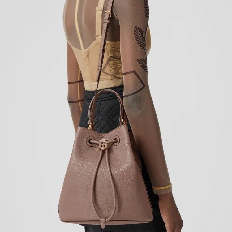 Burberry Grained Cow Leather Bucket Bag Portable Crossbody Bag Shoulder Bag Women's Light Saddle Brown-6