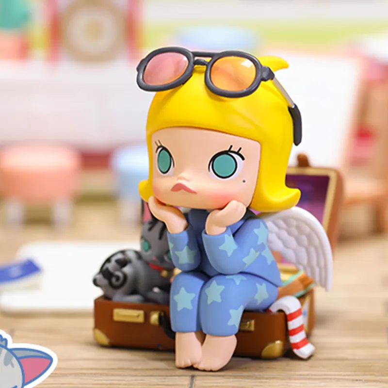 POP MART Molly I Really Want To Go Travel. Hang Tag Box 7.5cm-1