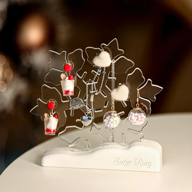 POP MART SATYR RORY Snowflake Storage Rack Not Included 13.7cm Badges-2