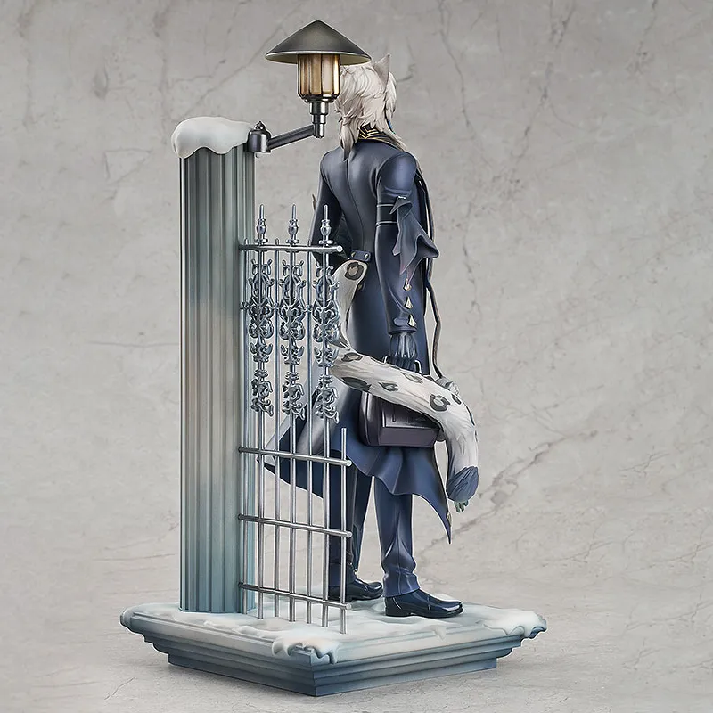 GSC Arknights Characters Liang Xiao Sculpture Beauty Arknights York's Bitter Wind Ver. Silver Gray Scale Figures 28cm-2