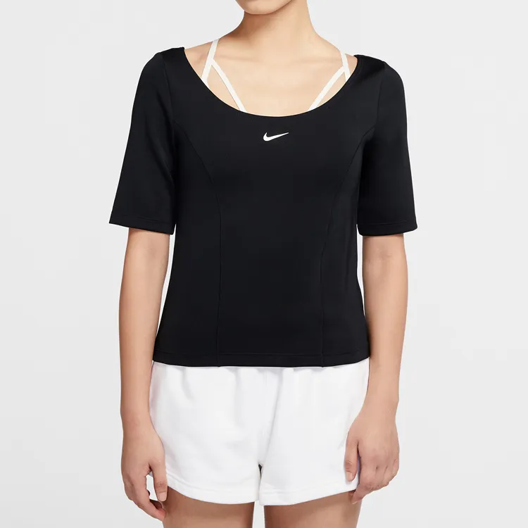 Nike SPORTSWEAR TECH PACK T-Shirts Women's Black-2