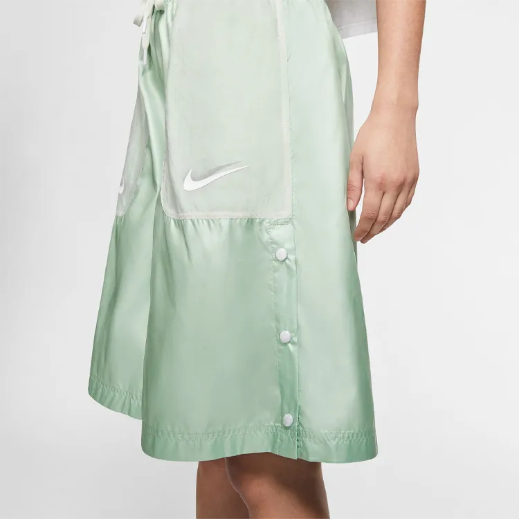 Nike Casual Shorts Women's Frosty Grass Green-5