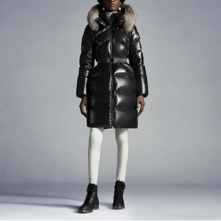 Moncler Down Jacket Women's Black-3