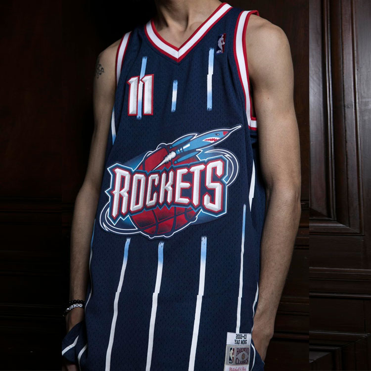 Mitchell Ness Houston Rockets Road 2002-03 Yao Ming Swingman