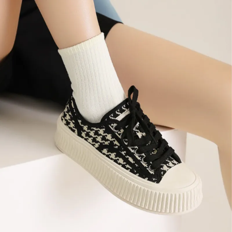 DAPHNE Stylish Skateboarding Shoes Women's-4