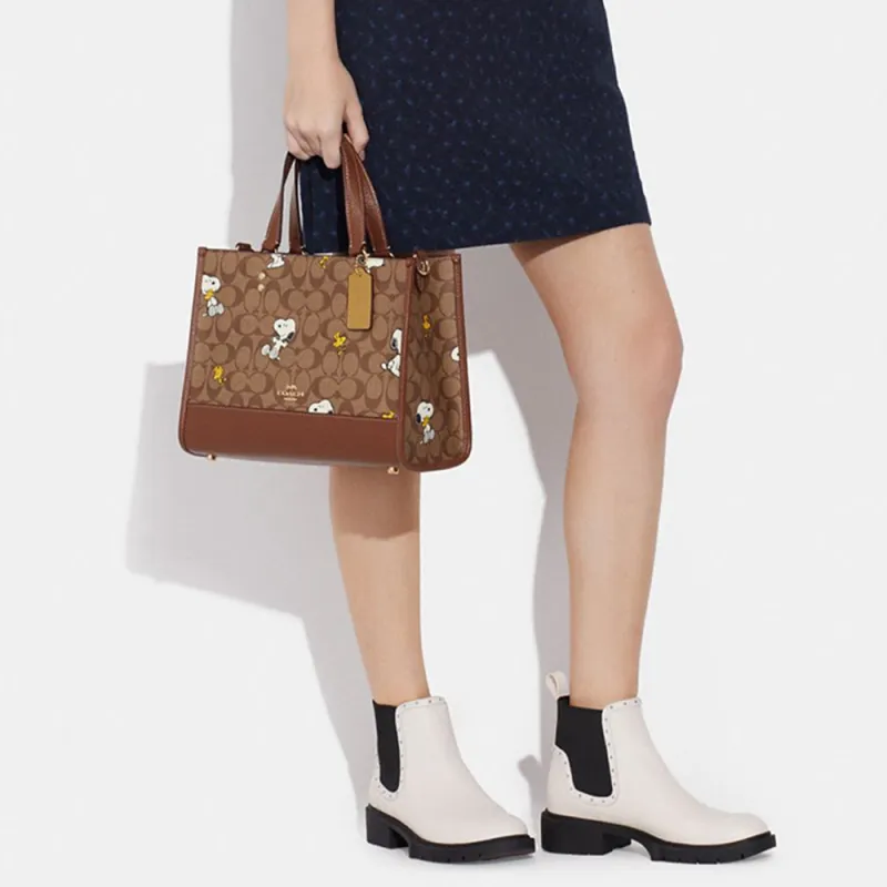 Snoopy X Peanuts X COACH Dempsey Handbags-4