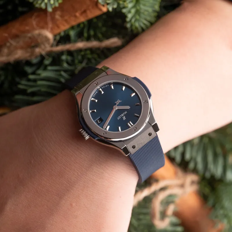 HUBLOT Classic Fusion Titanium Blue 42mm-5