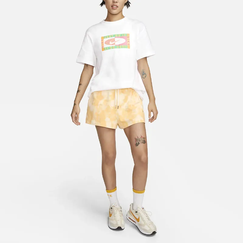 Nike T Shirts Women's White-1