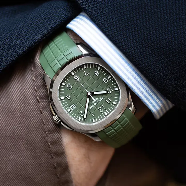PATEK PHILIPPE 2023 Unworn Aquanaut 42mm-4