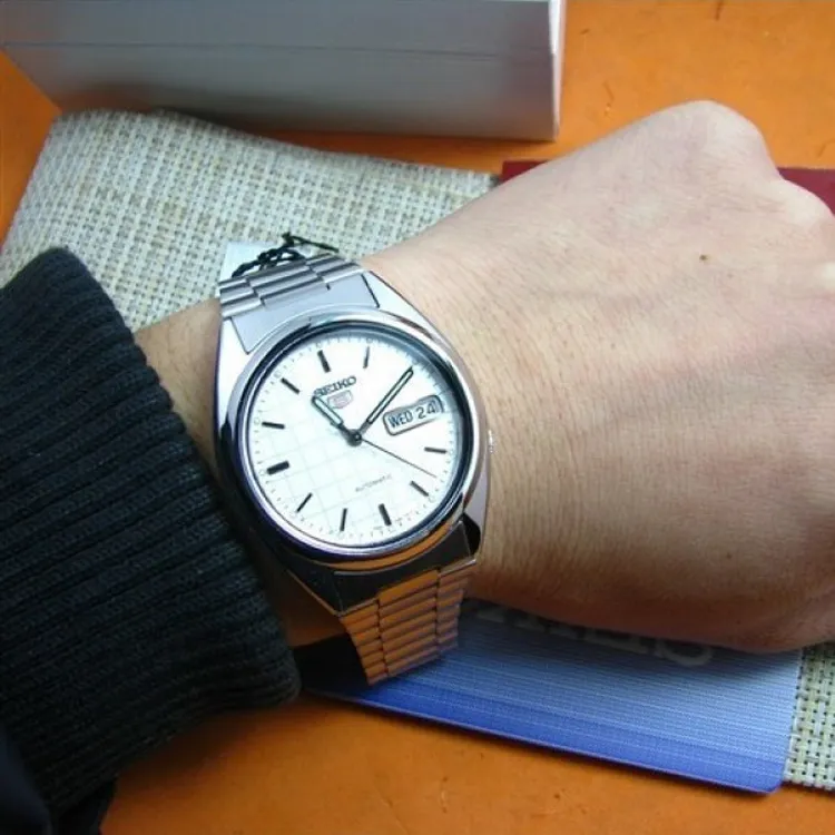 SEIKO 5 Collection Automatic Mechanical Movement Unisex Wrist Watches White Dial SNXF05K1-4