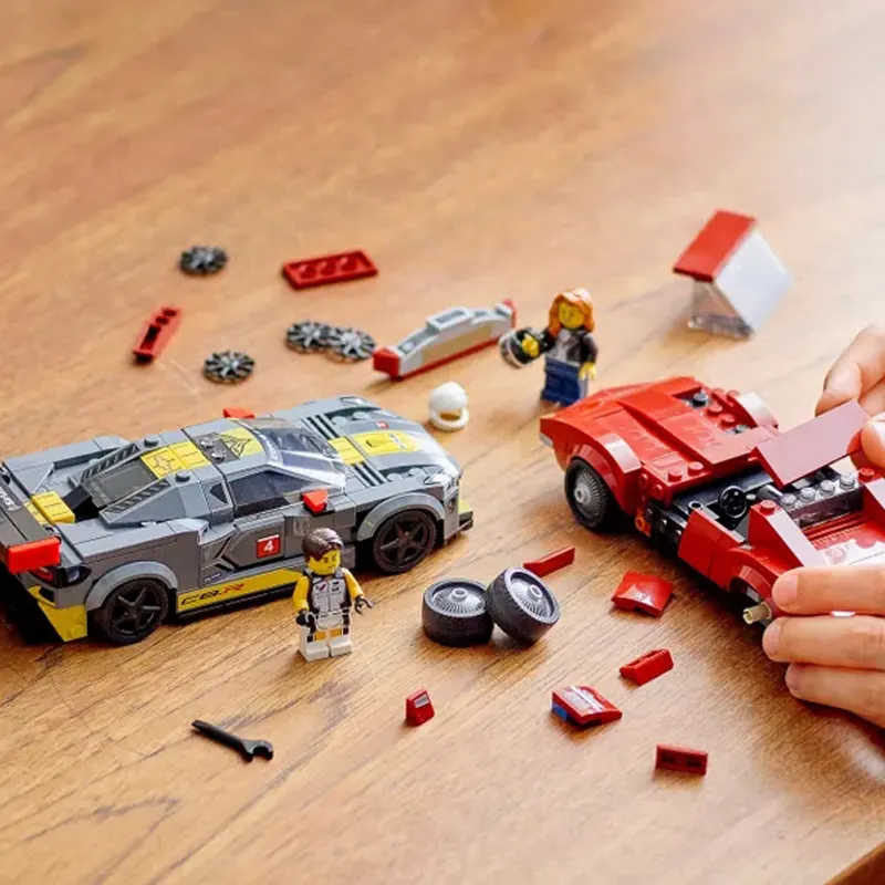 LEGO Super Racing Collection Chevrolet Corvette C8.R Race Car And 1968 Chevrolet Corvette Building Blocks 76903-2