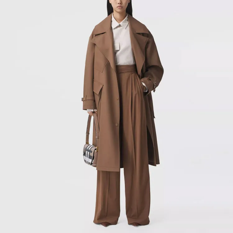 Burberry Coats Women's Beige-3