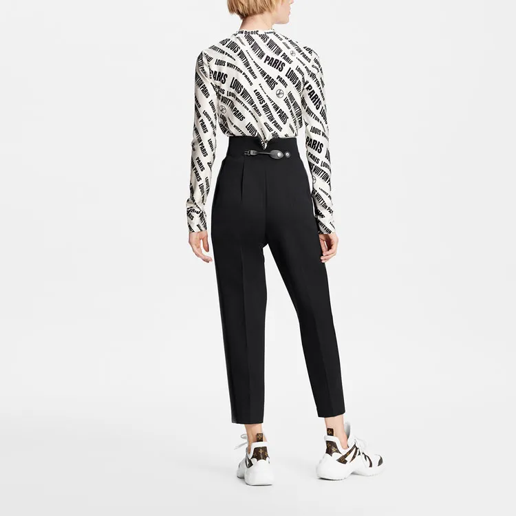 LOUIS VUITTON Slanted Signature Sporty T Shirt-3